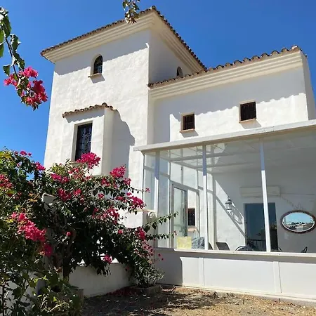 Ground Floor Apartment, With Spectacular Pool In Rural El Moralejo Daire