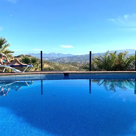 Ground Floor Apartment, With Spectacular Pool In Rural El Moralejo Daire *