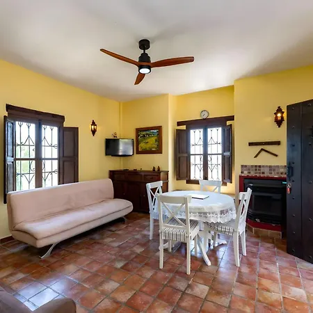 Ground Floor Apartment, With Spectacular Pool In Rural El Moralejo * Tolox